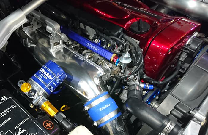 GREDDY SURGE TANK RB26 NORMAL 6 THROTTLE - (13522308) - Image 2